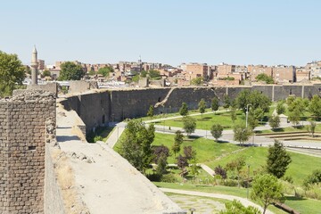 Fototapeta na wymiar Diyarbakir's Ancient and Well-Preserved City Walls