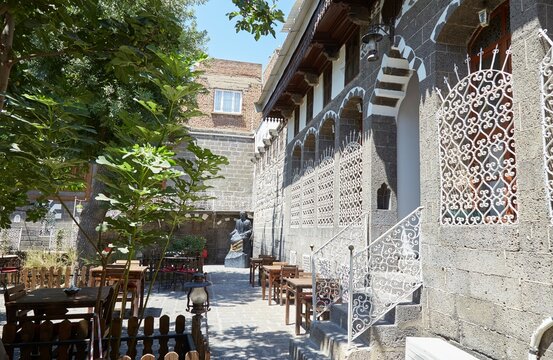 The Ancient Houses of Diyarbakir