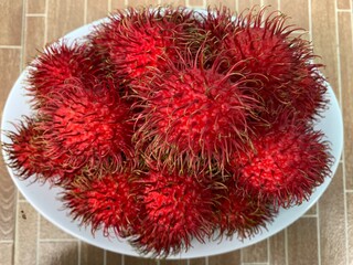 rambutan or hairy fruit, originating from Indonesia, with a sweet taste and very healthy