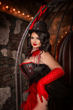elegance, costume, erotic, seductress, standing, gorgeous, luxury, expression, bright makeup, scene, feathers, party, burlesque woman, burlesque show, burlesque dancer, burlesque, plus size woman, plu
