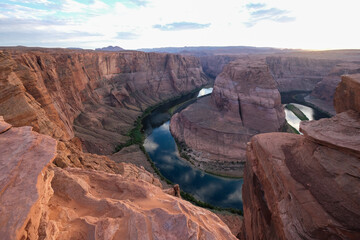 Horseshoe Bend est un tr&egrave;s beau m&eacute;andre en forme de fer &agrave; cheval