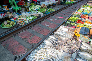 THAILAND SAMUT SONGKHRAM RAILWAY MARKET