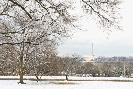 Washington DC skyline in the snow - Washington DC United States