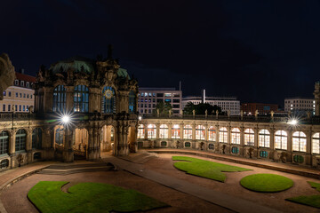 Fototapeta premium Dresden Zwinger at night