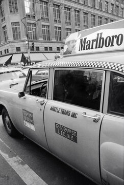 Yellow Cab at New York City,in erly 1980's ニューヨークのイエローキャブ・タクシー、1981年