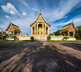  Chon Buri, Thailand, September 11, 2022 . Wat Na Matum. Very beautiful and delicate with a large pagoda under construction of a reclining Buddha image and a large pavilion.