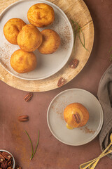 Rabanadas poveiras with egg cream. Christmas season.