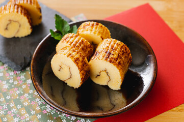 おせち料理　伊達巻き