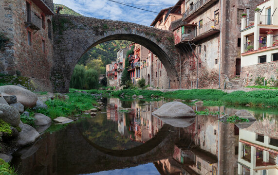Beautiful medieval bridge in the village of Osor, Girona