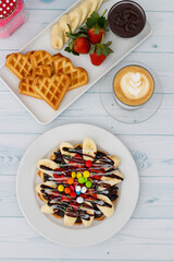 Waffle with fruit 