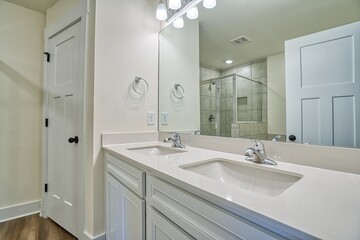 Master bathroom In Townhome