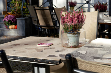 table with flowers in the restaurant