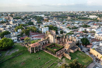 Obraz premium Ruinas de San Francisco, Zona Colonial, Santo Domingo.