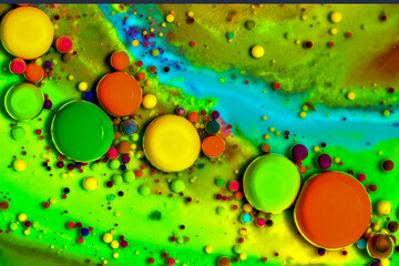 Macro Photography with Milk, Oil and Food Coloring
