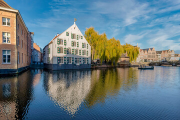 Petite ville de Lierre en Flandres ( Belgique )