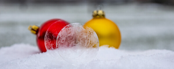 Weihnachtskarten mit Seifenblasen