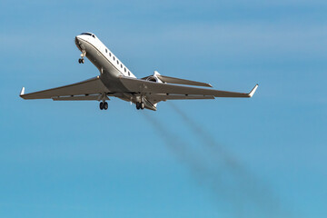 Airplane - Bizjet -  in the sky