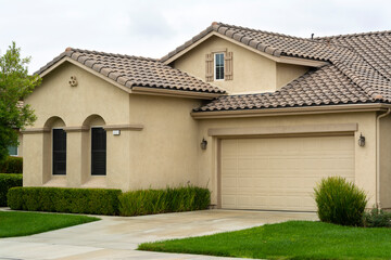 Single-family residence exterior view, Oasis Communication, Menifee, California, USA