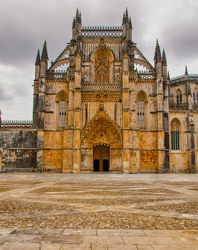 Facade of the chapel at the medieval Monastery of Batalha, a masterpiece of Gothic architecture; Batalha, District of Leiria, Centro Region, Portugal
