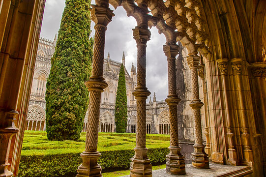 Looking through the columns of the cloister to the inner courtyard, Monastery of Batalha, Portugal