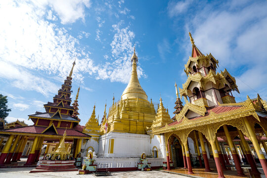 Monastery and pagodas on Shwe Paw Island along the Ayeyarwady (Irrawaddy) River; Shwegu, Kachin, Myanmar (Burma)