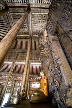 Buddha and wooden interior, Shwe Nandaw Kyaung, King Mindon&rsquo;s Royal Palace, Mandalay, Myanmar