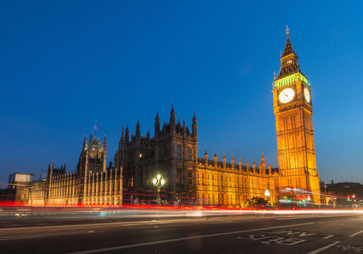 Twilight at Westminster Bridge, Big Ben and the Houses of Parliament in London, England.