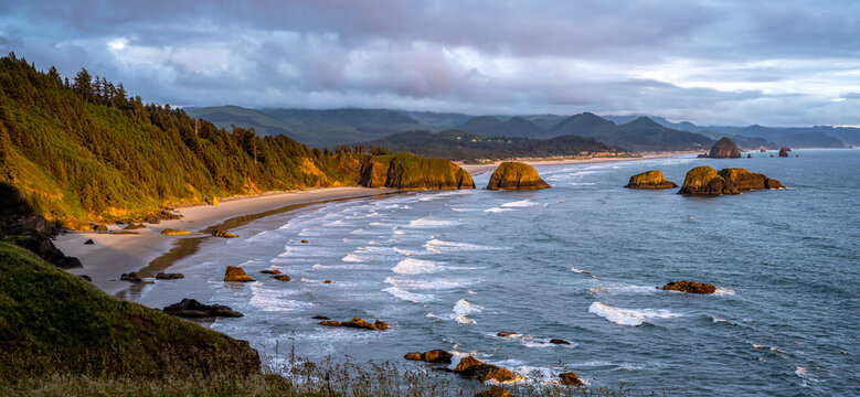 Evening descends on Crescent Beach at Ecola State Park on the Oregon Coast; Cannon Beach, Oregon, United States of America