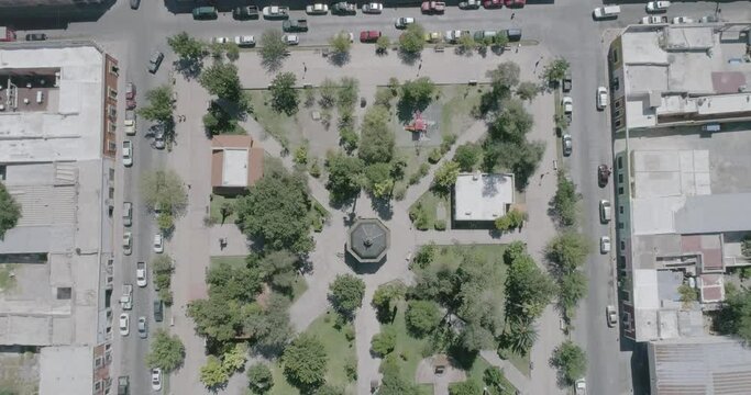 Parras de la Fuente o simplemente Parras, es la cabecera municipal del municipio hom&oacute;nimo en el estado mexicano de Coahuila
