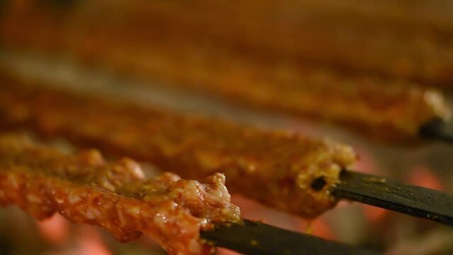 Meats cooked in wood fire, Ocakbaşı