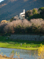 Italia, Toscana, la città di Prato. percorso lungo il fiume Bisenzio. Chiesa di San Leonardo al...