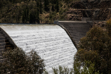 Dam wall