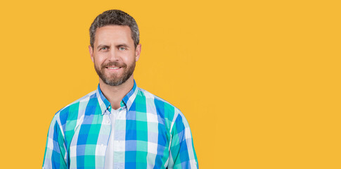 Fototapeta premium happy caucasian guy wearing casual style. bearded caucasian guy in casual shirt