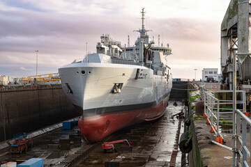 Close-up of a ship under construction in a shipyard in Saint Nazaire, France © sissoupitch