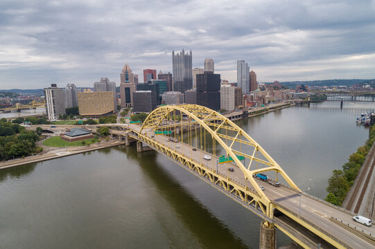 Fort Pitt Bridge in Pittsburgh, Pennsylvania. Monongahela river and Cityscape in Background