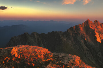 Obraz premium sunset in the mountains Generate AI