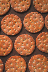 crispbread, round, with salt and herbs, top view, food concept, no people,