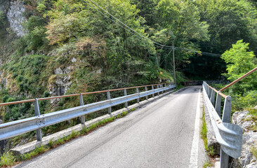 Straße, Landstraße, Brücke, Straßenbrücke, schmal, Nebenstraße, Lago di Tramonti,...