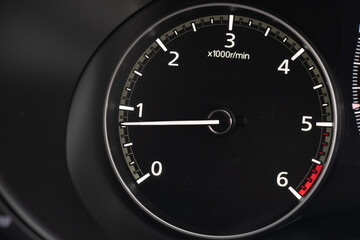 車のタコメーター