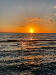 Obraz premium sunset over the sea