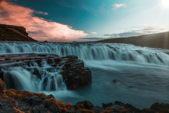 cascada Gullfoss en Islandia // Gullfoss waterfall in Iceland © alejandro