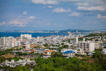 Fototapeta na wymiar 沖縄・宜野湾嘉数高台公園から見える景色