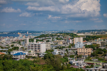 Fototapeta na wymiar 沖縄・宜野湾嘉数高台公園から見える風景 