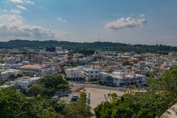 Fototapeta na wymiar 沖縄・宜野湾嘉数高台公園から見える風景