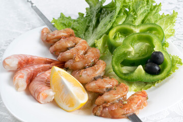 shrimp kebab with herbs and lemon