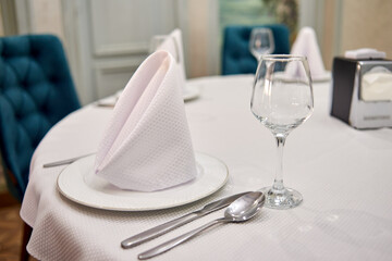 table setting in the restaurant