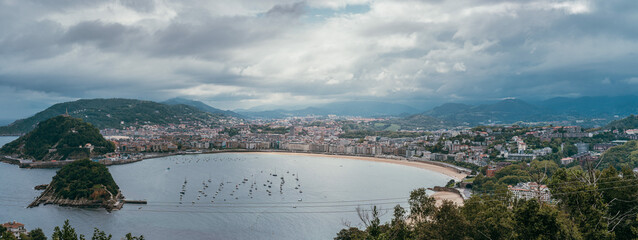 Fototapeta premium Panoramic view of Donostia, San Sebastian, Basque Country, Spain
