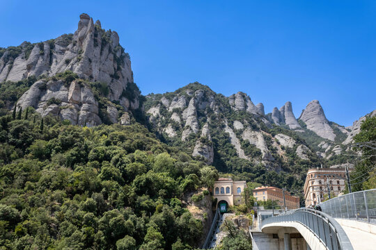 Santa Cova Funicular Railway, Montserrat