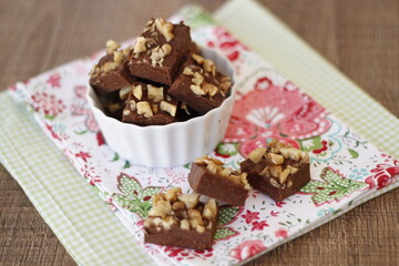 Fudge de Chocolate e Castanhas