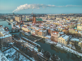 Opole zimą, widok z góry na Opolską Wenecję ze śniegiem © Henryk Niestrój